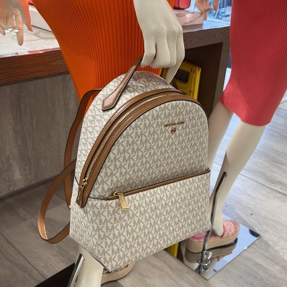 Michael Kors Womens Valerie Medium Logo Backpack 30F2G9VB2B-149 (Vanilla) NWT